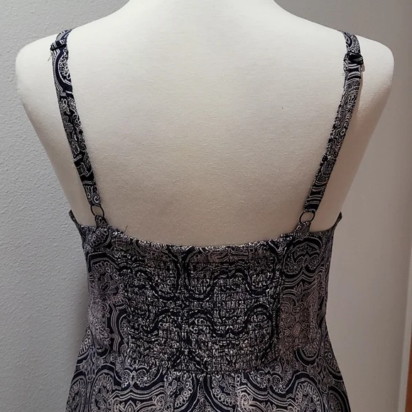 TORRID M/L PAISLEY MIDI CHALLIS TANK DRESS BLUE BANDANA PRINT MINIMALIST SIZE 00 - Picture 4 of 11